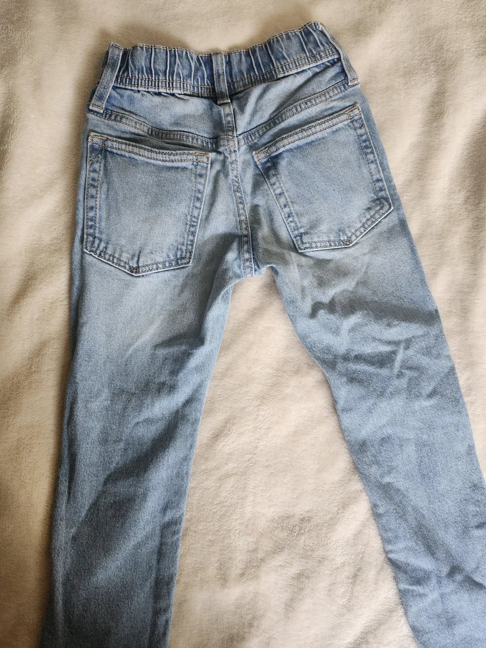 GAP Kids Elastic Waist Denim Jeans in Dark Blue and Light Blue